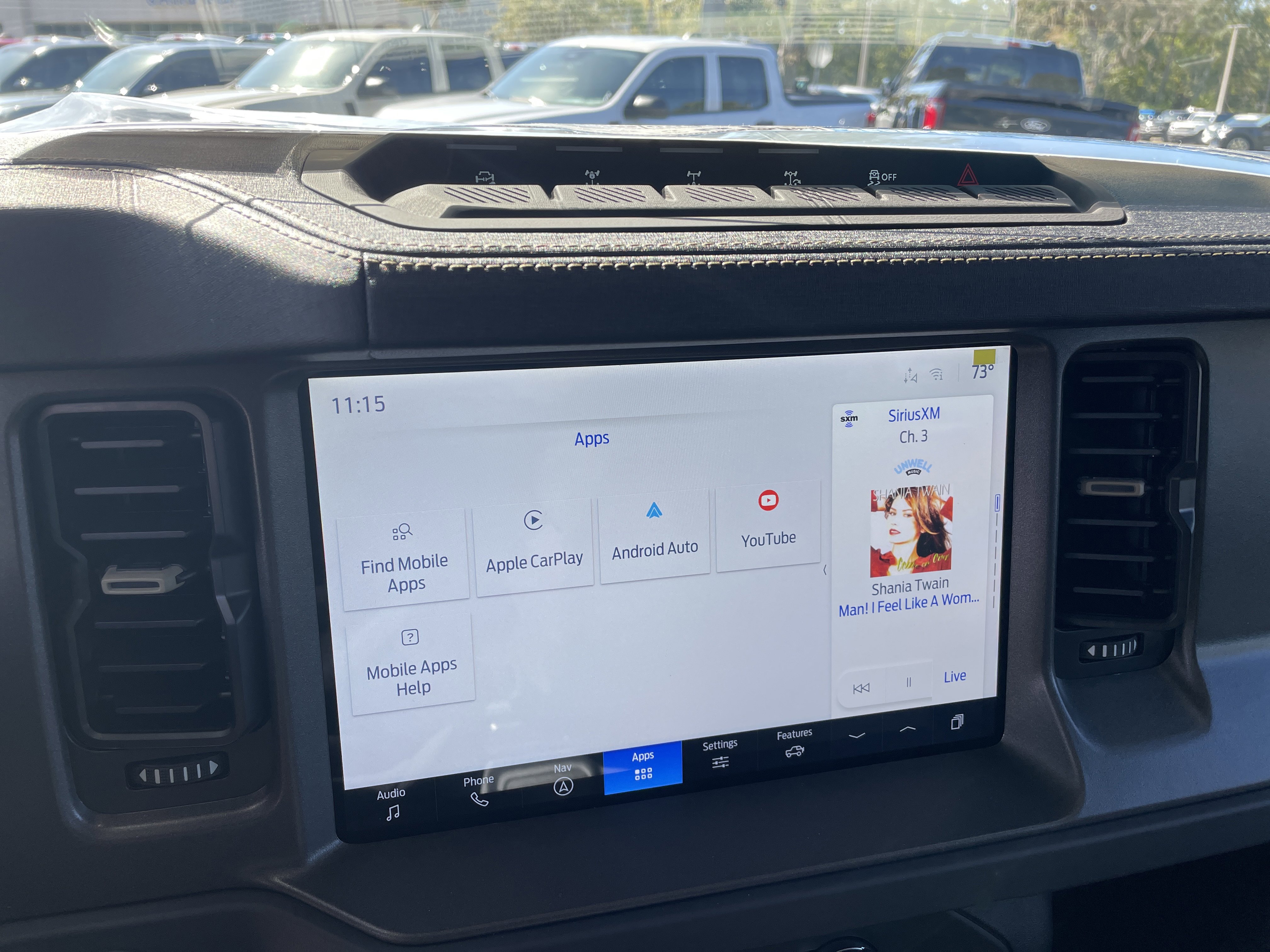 New 2025 Ford Bronco Badlands image 25