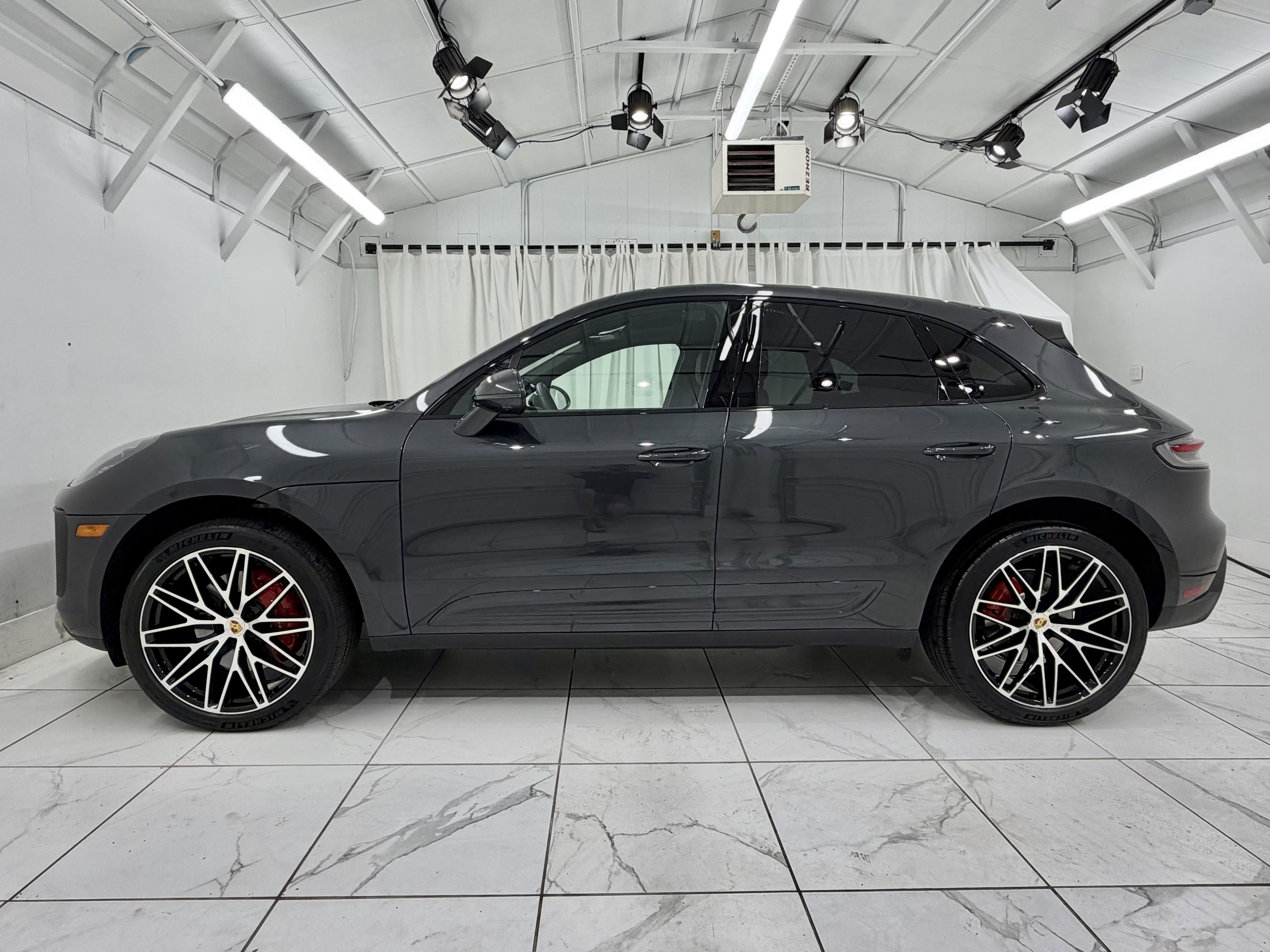 Certified 2026 Porsche Macan S AWD/4WD image 2