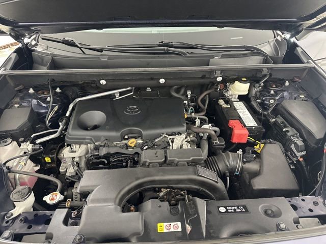 Used 2020 Toyota RAV4 Limited AWD/4WD image 11
