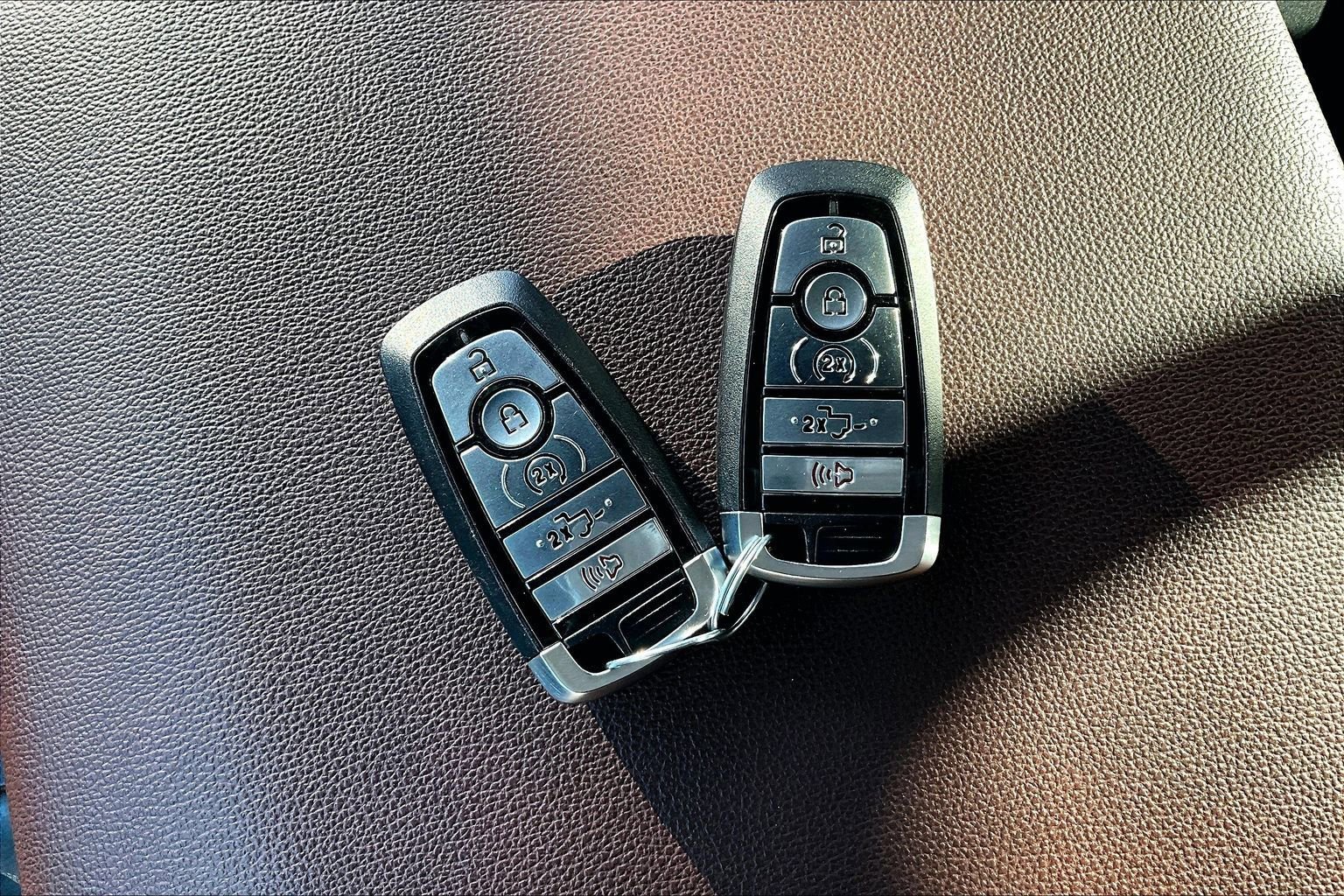 Used 2022 Ford F150 Lariat w/ Equipment Group 502A High image 33