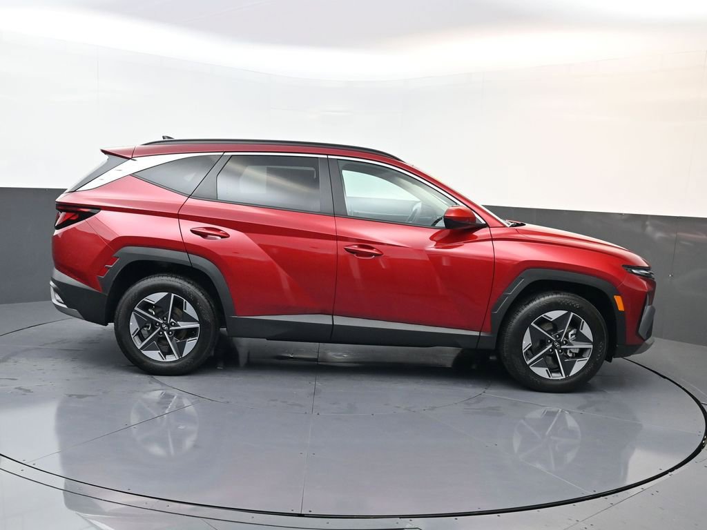Certified 2025 Hyundai Tucson SEL image 3