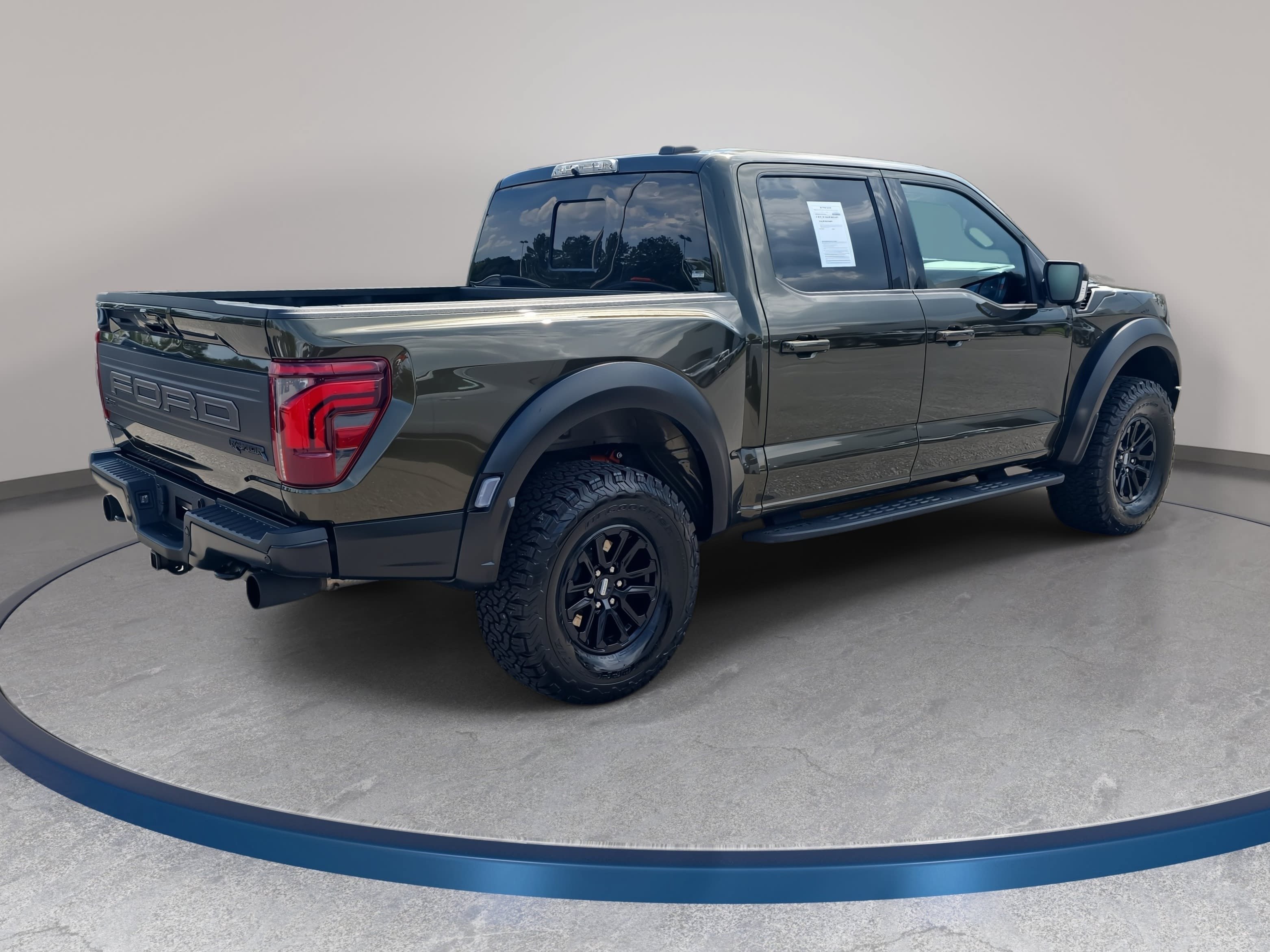 Used 2025 Ford F150 Raptor AWD/4WD image 5