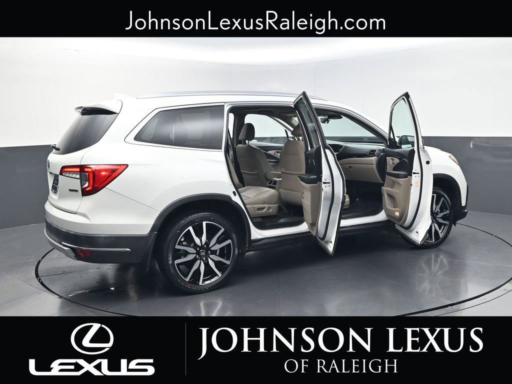 Used 2021 Honda Pilot Touring image 30