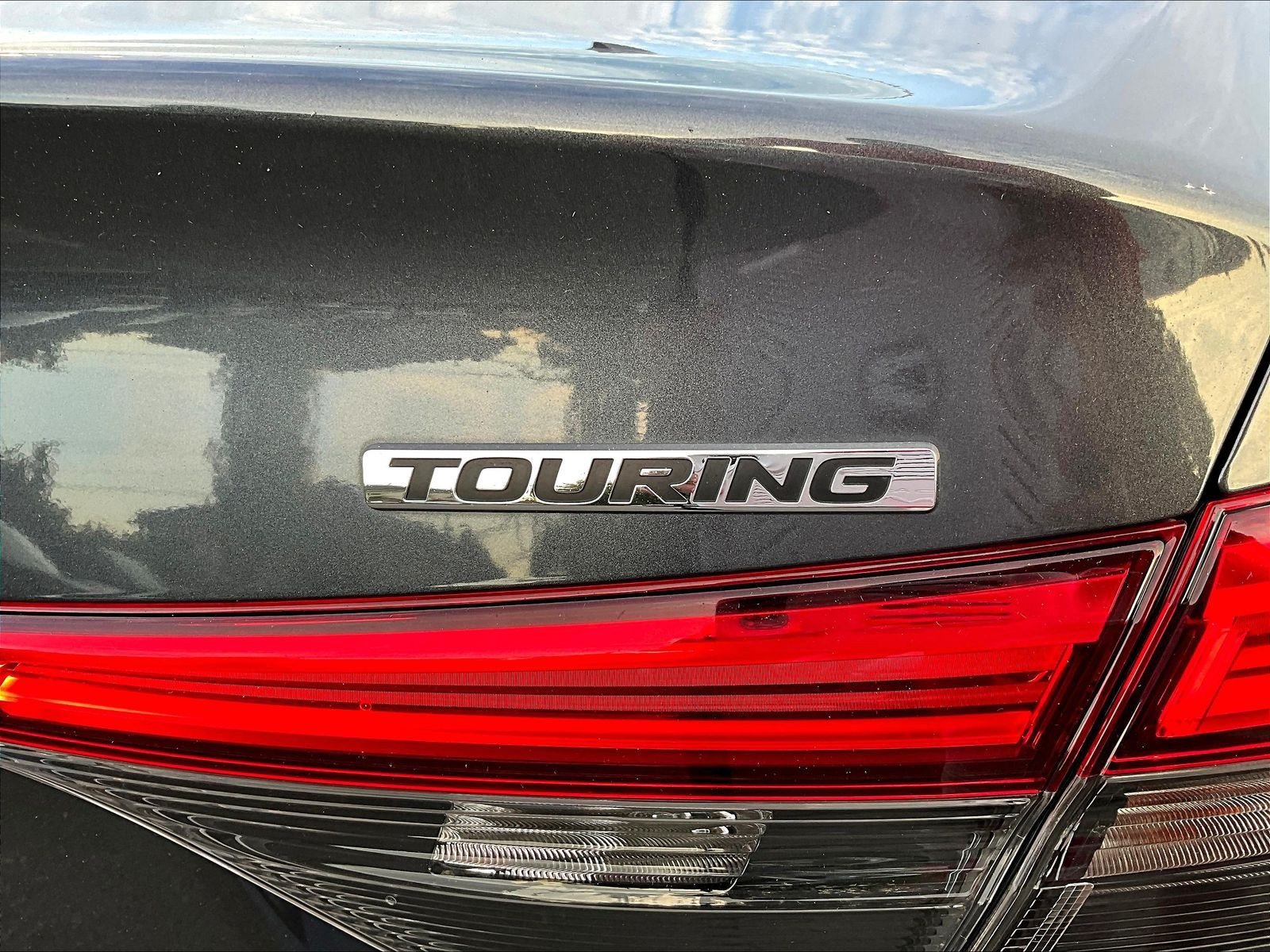 Used 2022 Honda Civic Touring image 24