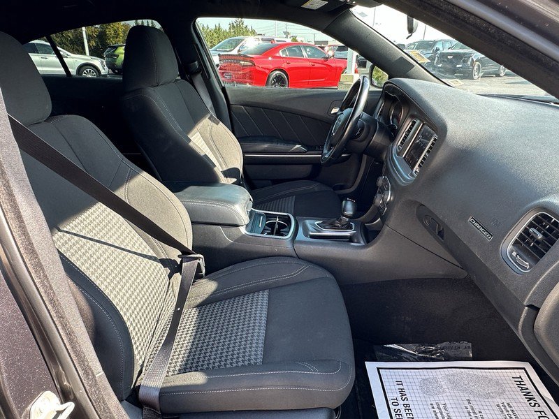 Used 2023 Dodge Charger SXT image 17