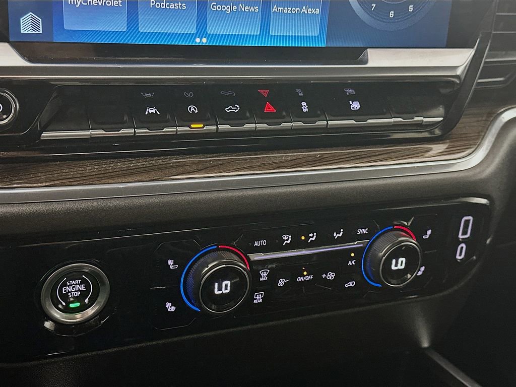 Used 2023 Chevrolet Silverado 1500 RST image 18