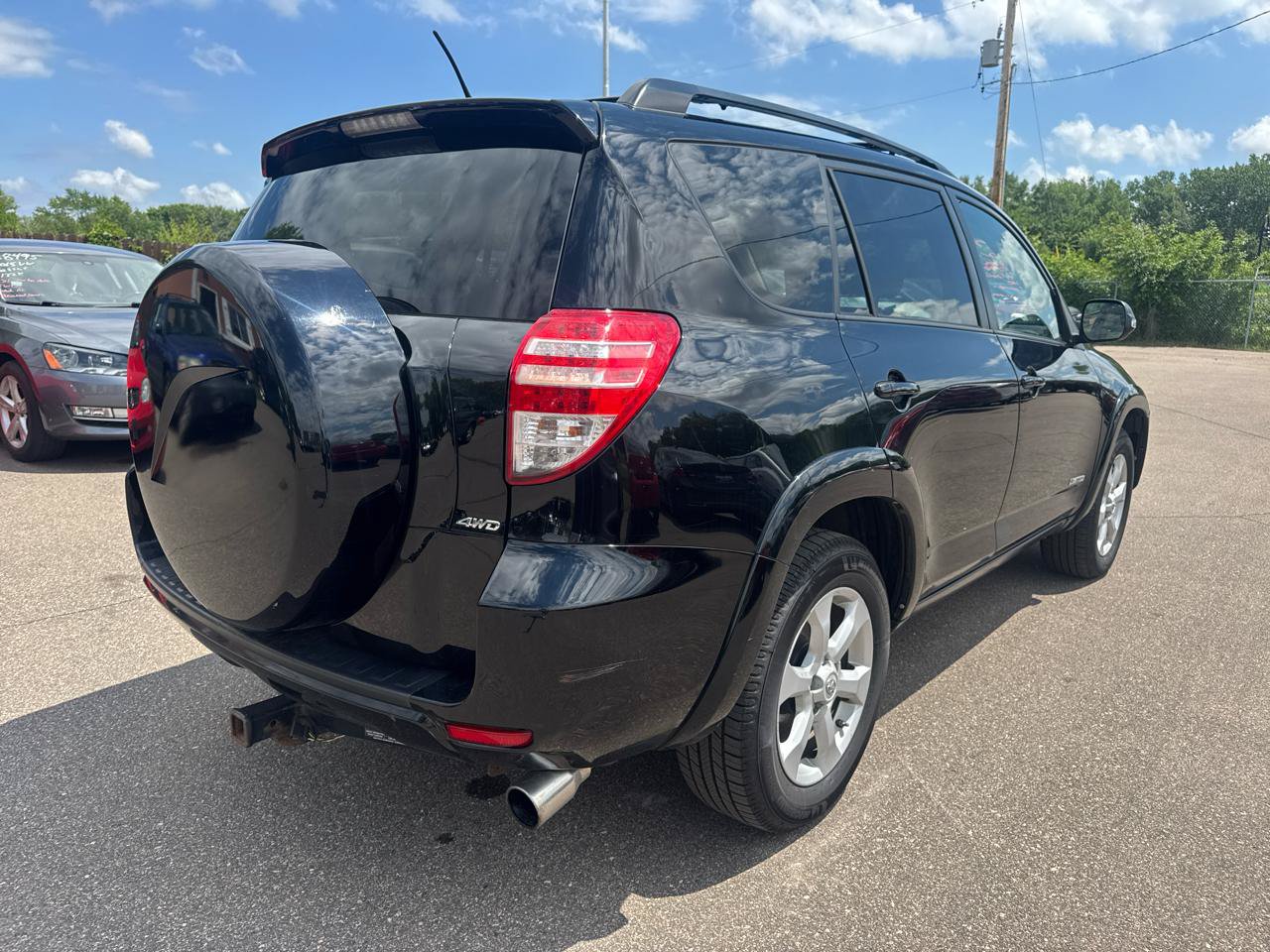 Used 2011 Toyota RAV4 Limited w/ Limited Extra Value Pkg AWD/4WD image 5
