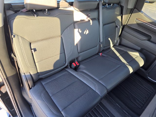 Used 2023 GMC Sierra 1500 SLT w/ SLT Premium Package AWD/4WD image 21