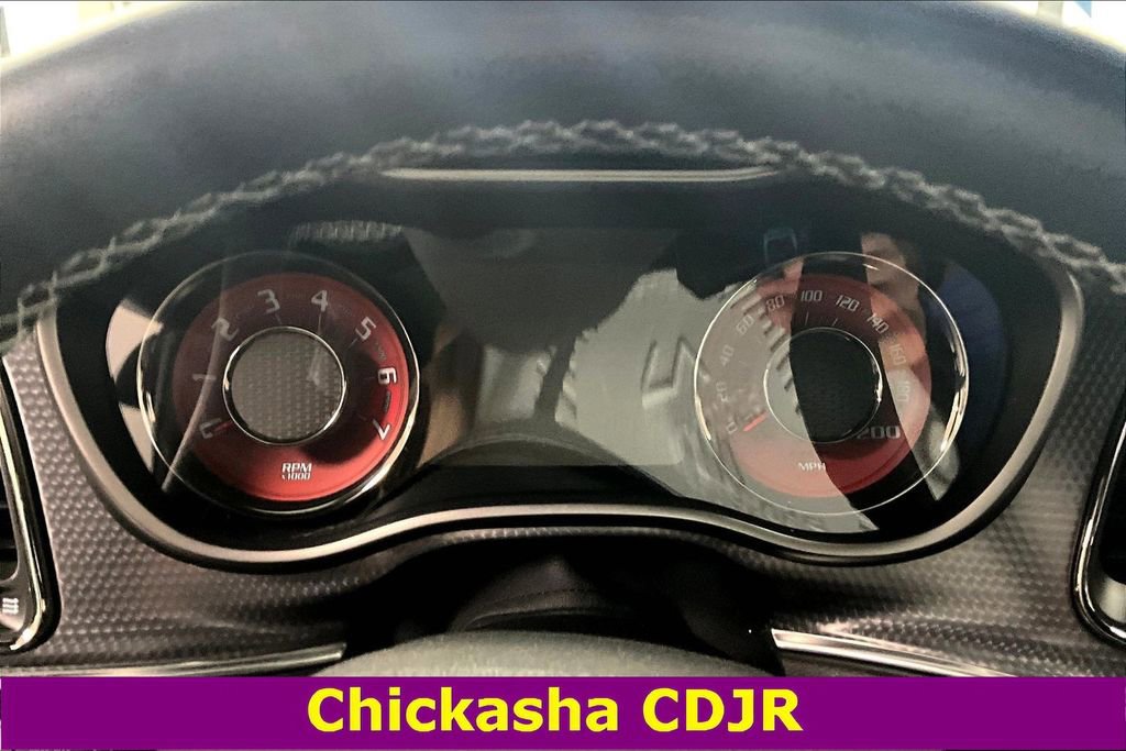 Used 2016 Dodge Challenger SRT Hellcat image 12