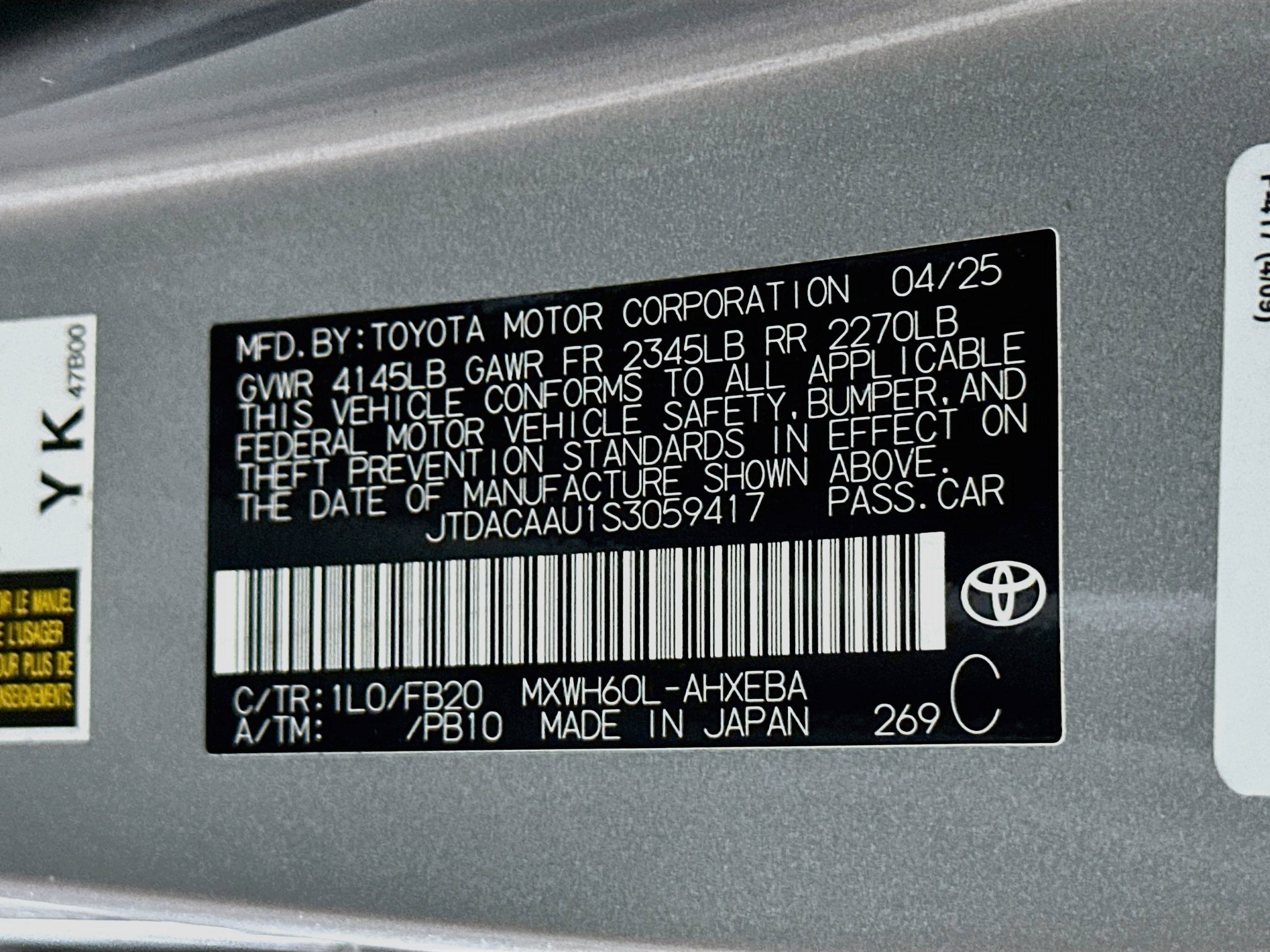 Used 2025 Toyota Prius LE FWD image 9