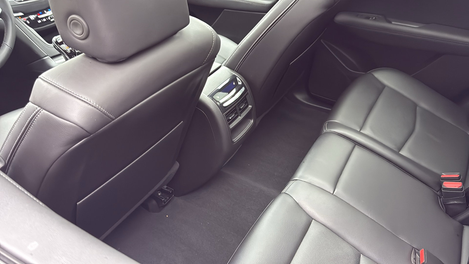 Certified 2025 Cadillac XT5 Premium Luxury image 29