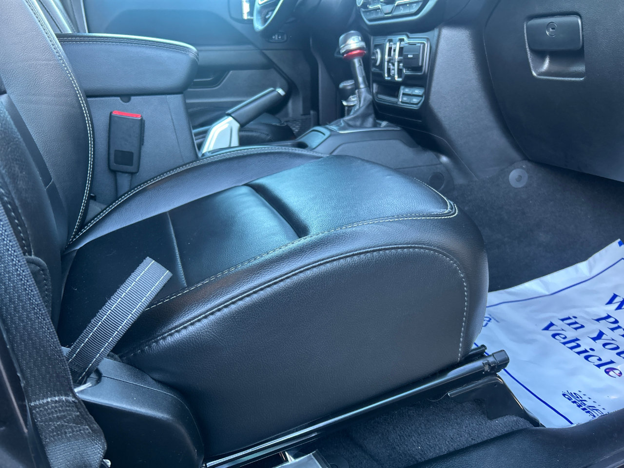 Used 2021 Jeep Wrangler Unlimited Sahara w/ Uconnect 4C Nav & Sound Group image 18