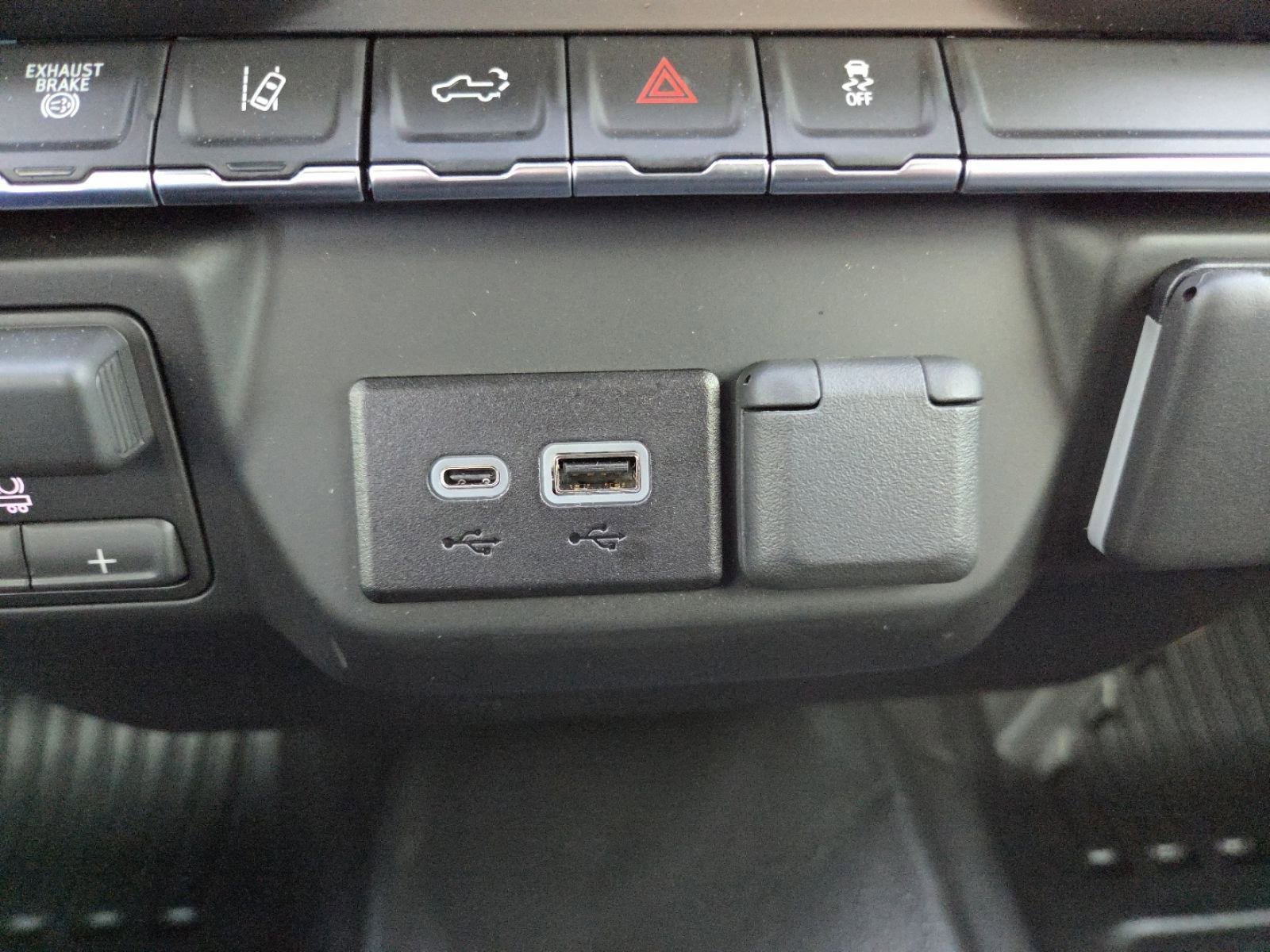 Used 2026 GMC Sierra 3500 Pro AWD/4WD image 11