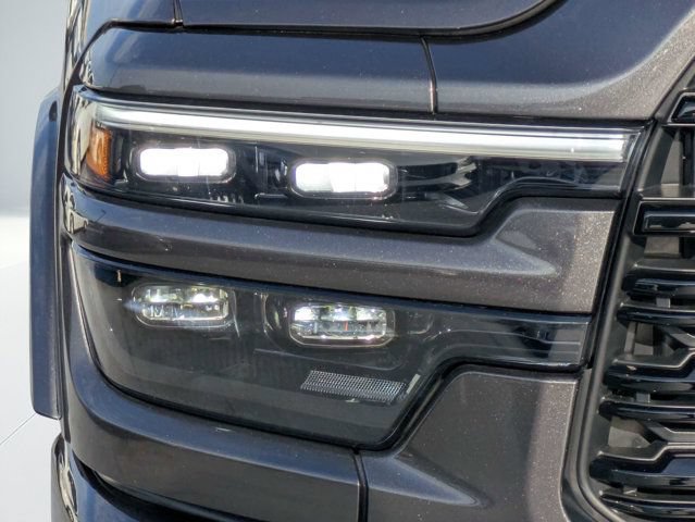 Used 2026 RAM 2500 Limited AWD/4WD image 6