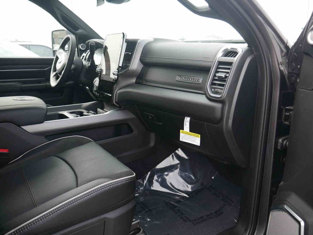 New 2026 RAM 3500 Laramie image 32
