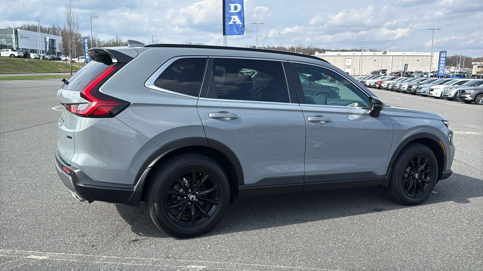 Used 2025 Honda CR-V Sport-L image 5