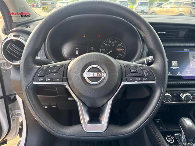 Used 2024 Nissan Kicks SV FWD image 21