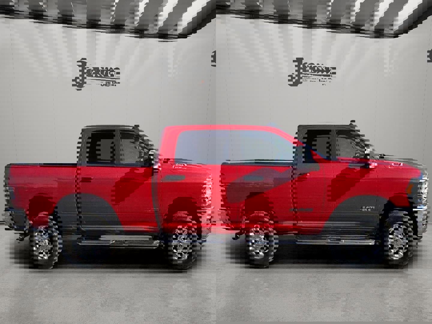 Used 2024 RAM 2500 Big Horn w/ Bed Utility Group image 5