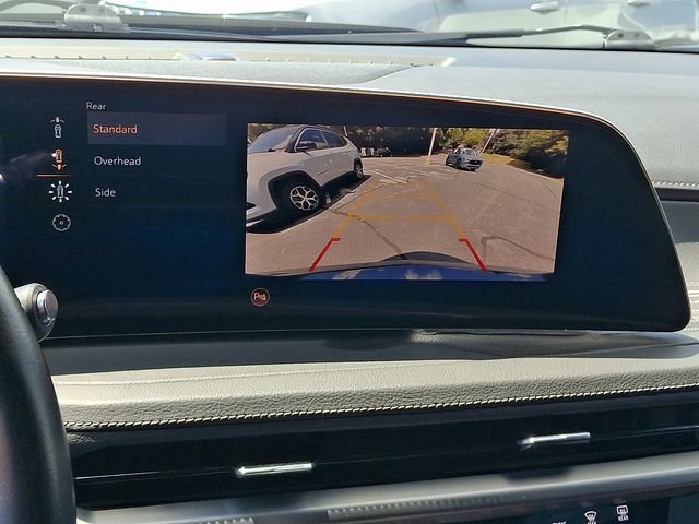 Used 2025 Cadillac XT4 Premium Luxury FWD image 18