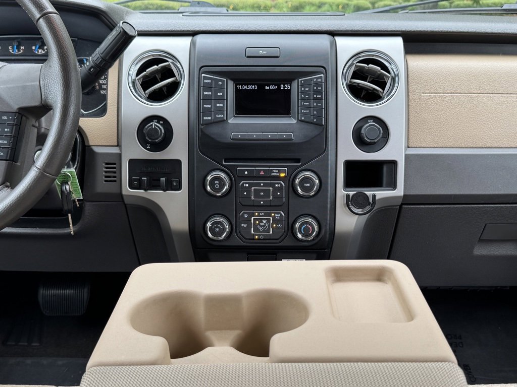 Used 2013 Ford F150 XLT w/ Luxury Equipment Group image 12