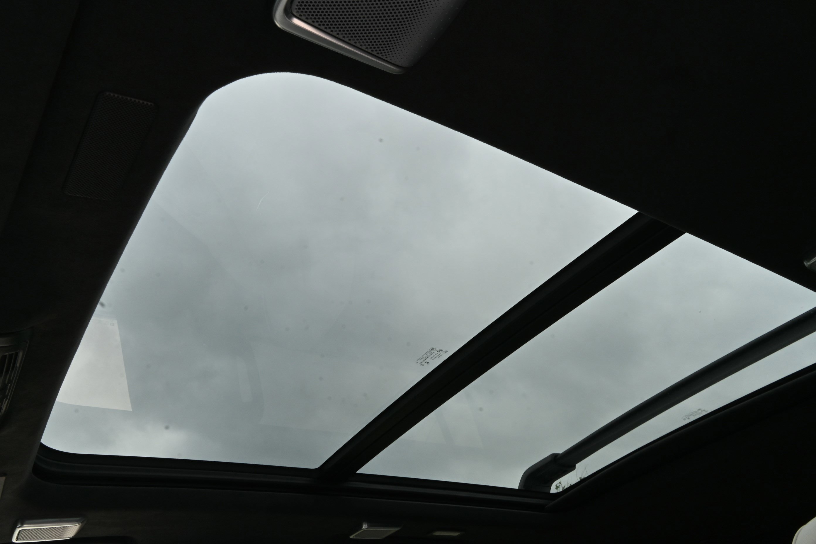 Used 2025 Cadillac Escalade ESV Premium Luxury Platinum AWD/4WD image 29