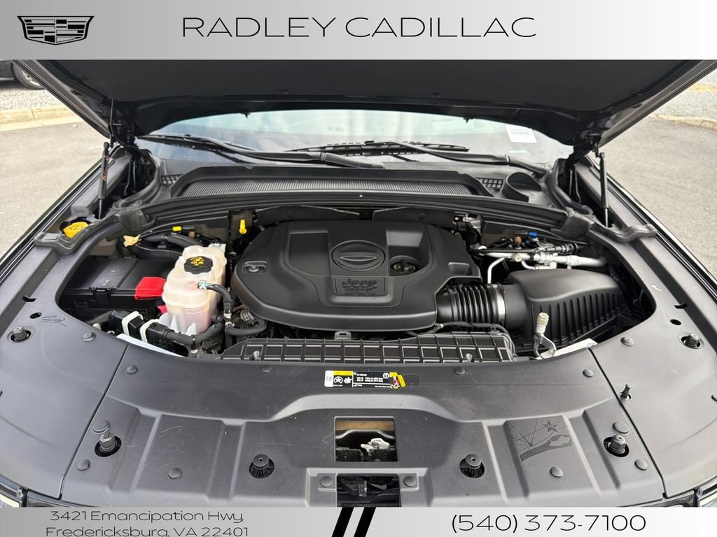Used 2023 Jeep Grand Cherokee Summit w/ Adv Protech Group IV AWD/4WD image 14