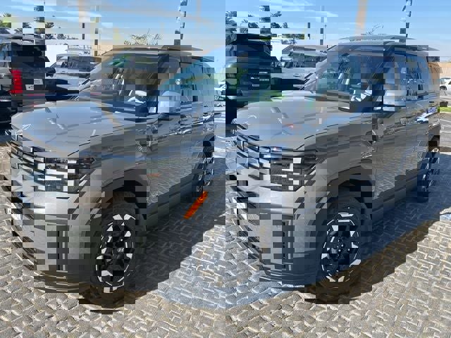 New 2026 Hyundai Santa Fe SE image 2