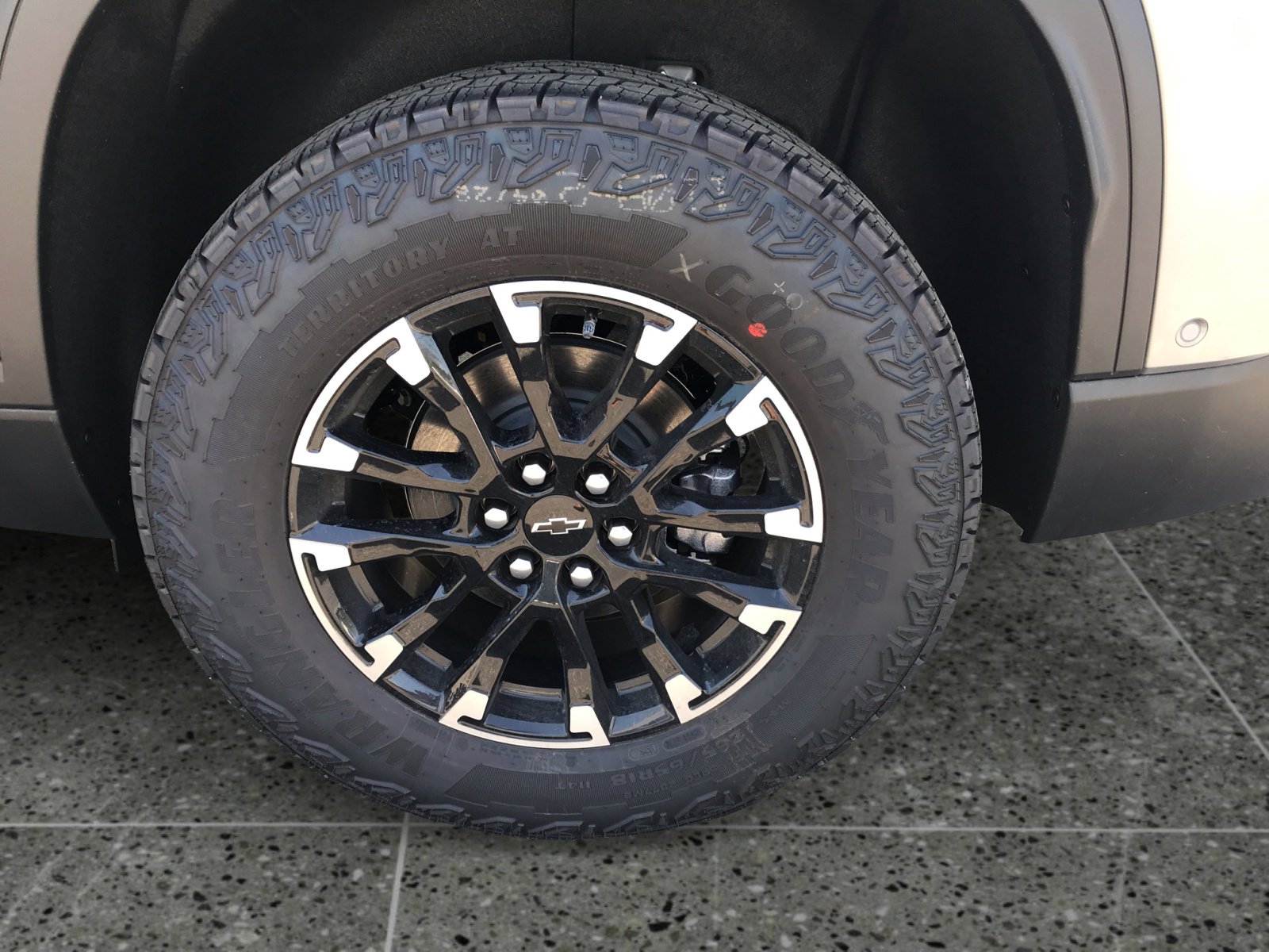 New 2025 Chevrolet Traverse Z71 w/ Enhanced Driving Package image 12