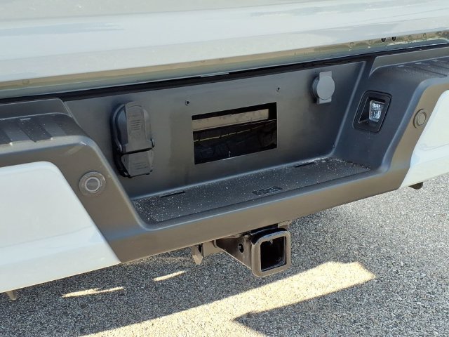 Used 2023 Ford F150 XLT w/ Equipment Group 302A High AWD/4WD image 12