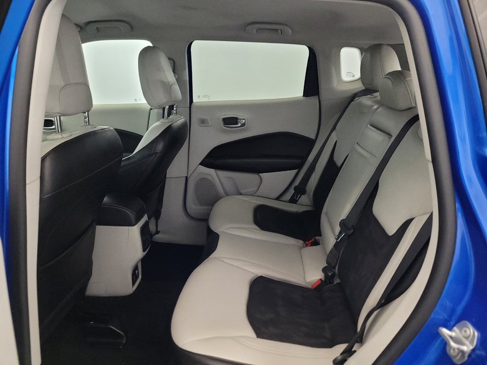 Used 2018 Jeep Compass Latitude w/ Popular Equipment Group AWD/4WD image 18