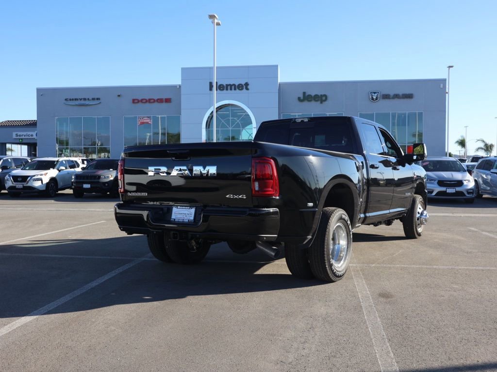 New 2026 RAM 3500 Laramie w/ Max Tow Package AWD/4WD image 4