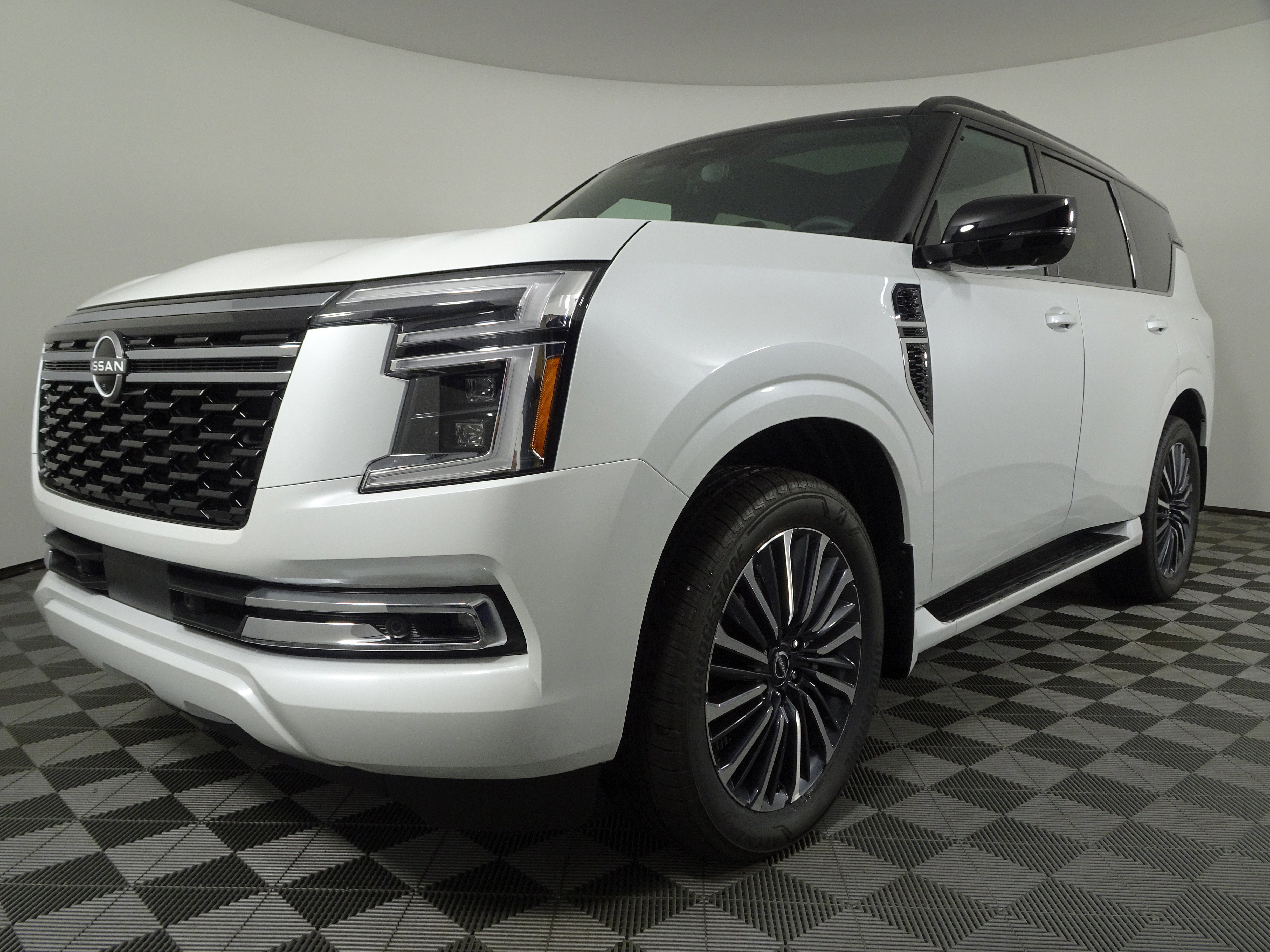 New 2026 Nissan Armada Platinum Reserve image 14