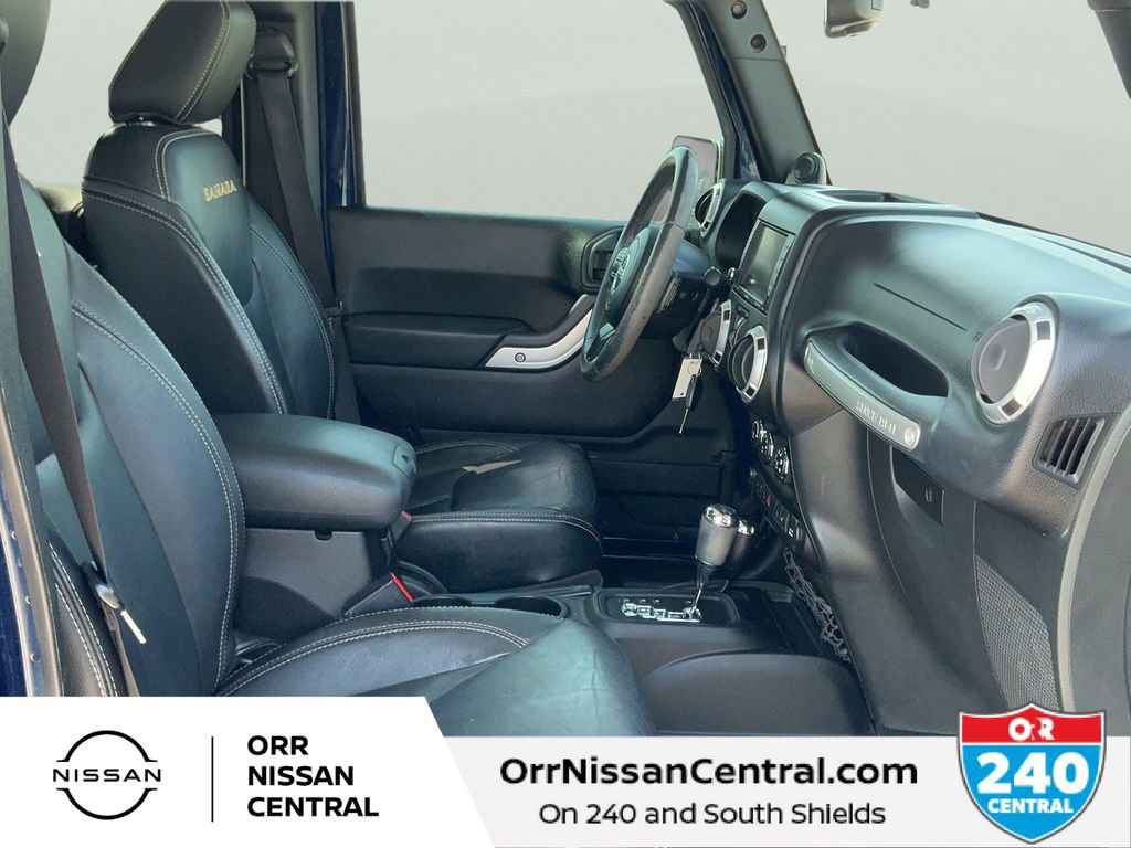 Used 2013 Jeep Wrangler Unlimited Sahara w/ Mopar Chrome Edition Group image 11