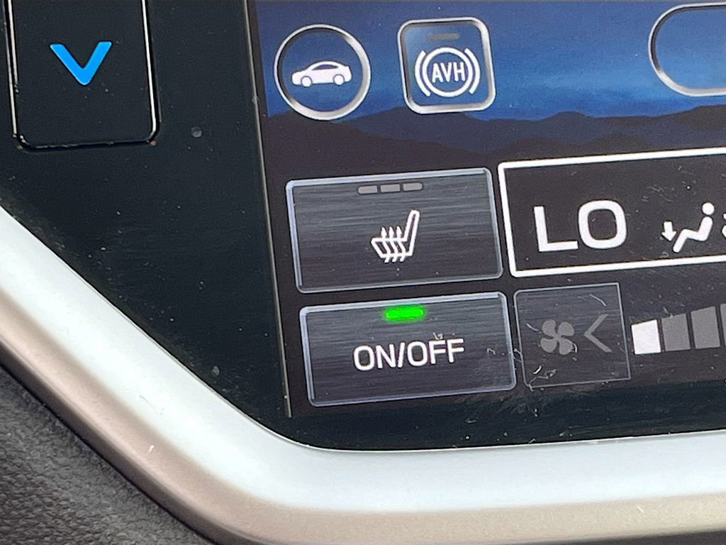 Used 2024 Subaru Ascent Premium w/ Convenience Package image 19