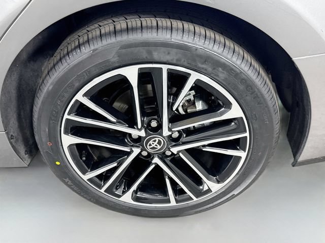 Certified 2025 Toyota Camry XLE AWD/4WD image 32