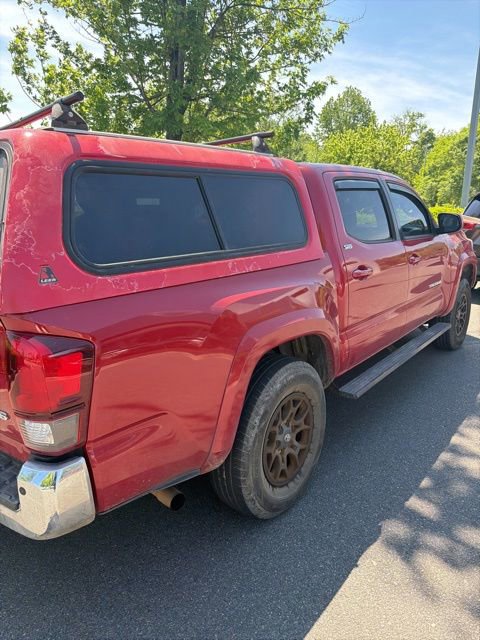 Used 2018 Toyota Tacoma SR5 image 8