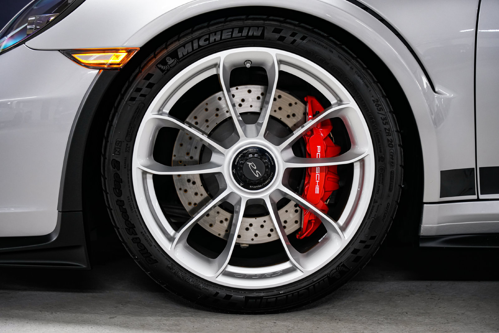 Used 2019 Porsche 911 GT3 RS RWD image 44