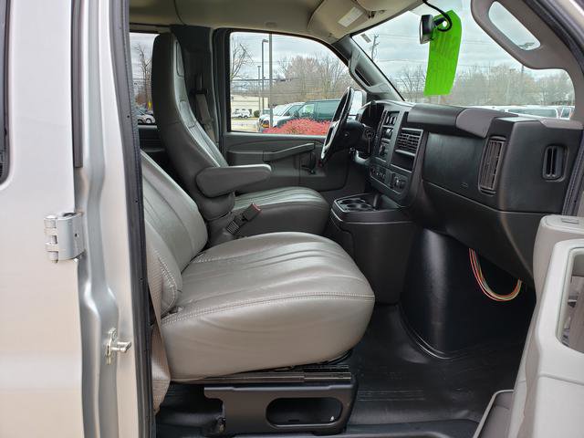 Used 2017 Chevrolet Express 2500 LS image 16