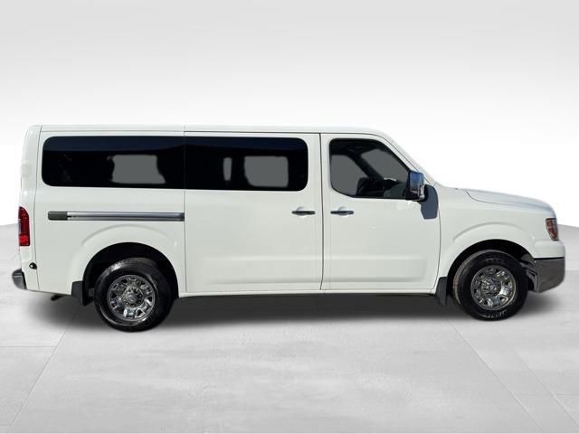 Used 2016 Nissan NV 3500 SL image 8