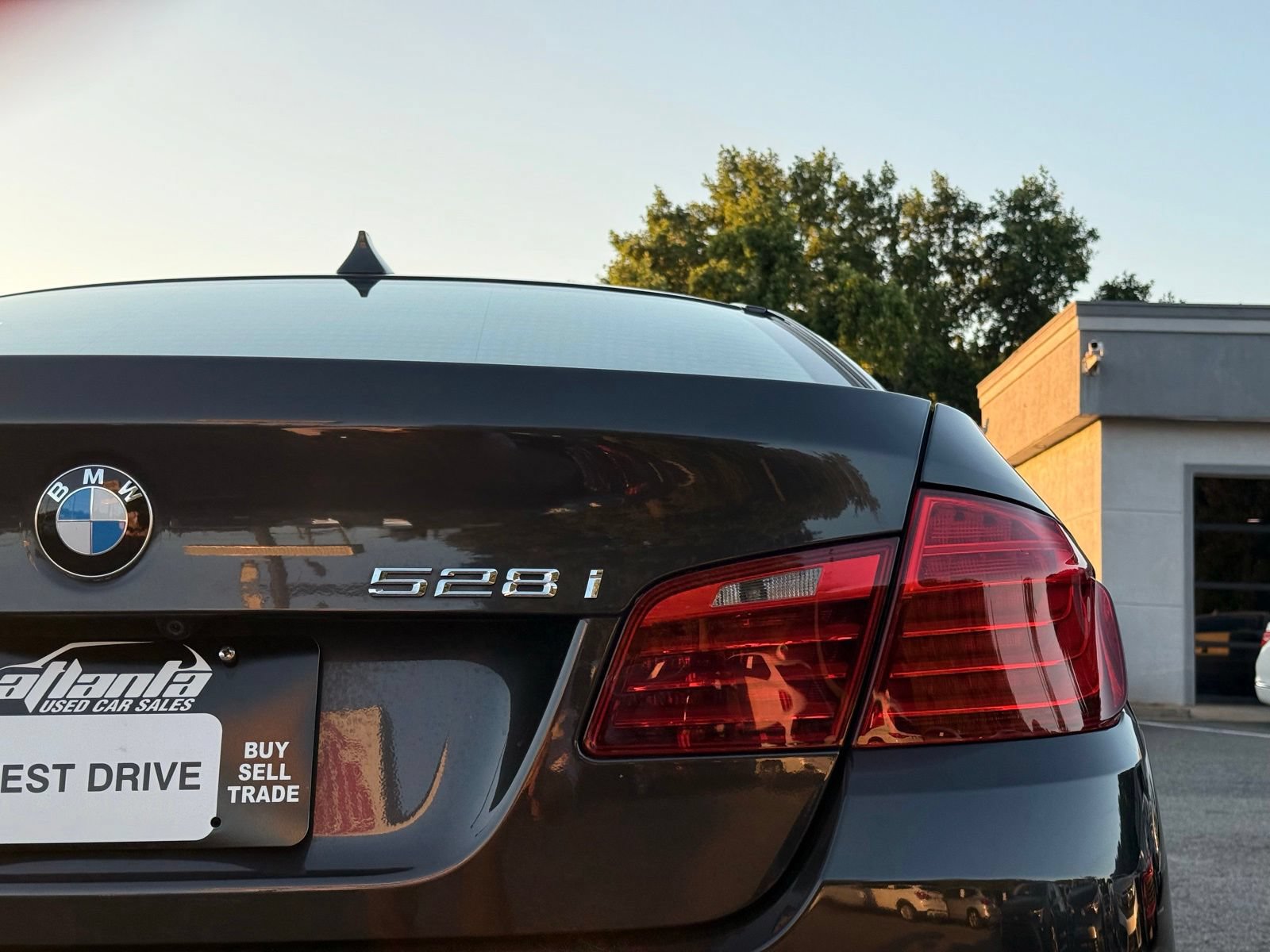 Used 2015 BMW 528i xDrive Sedan AWD/4WD image 10