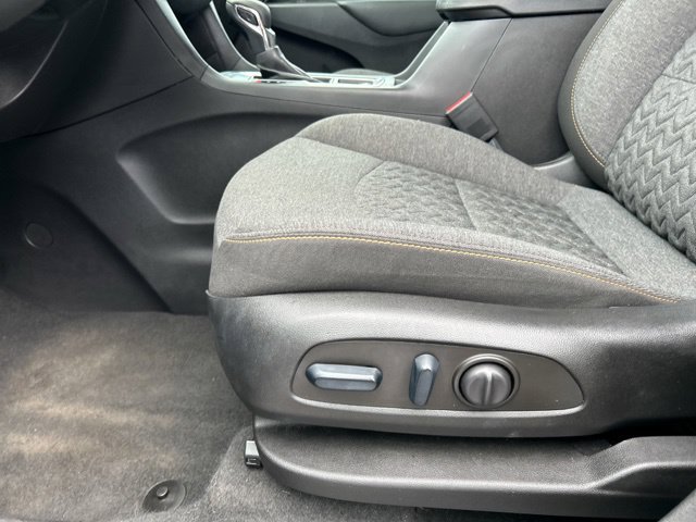 Used 2023 Chevrolet Equinox LT AWD/4WD image 28