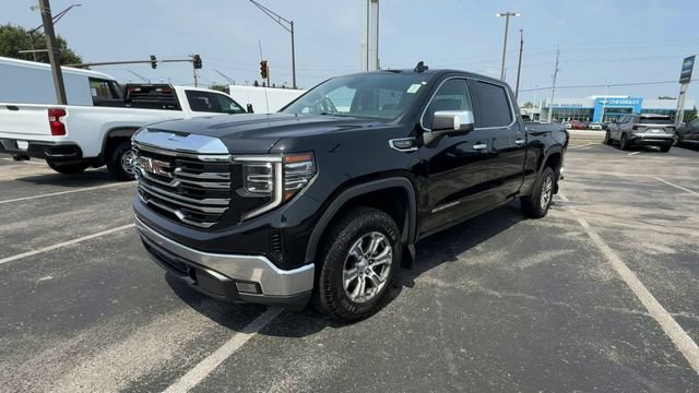 Used 2022 GMC Sierra 1500 SLT w/ Max Trailering Package AWD/4WD image 4