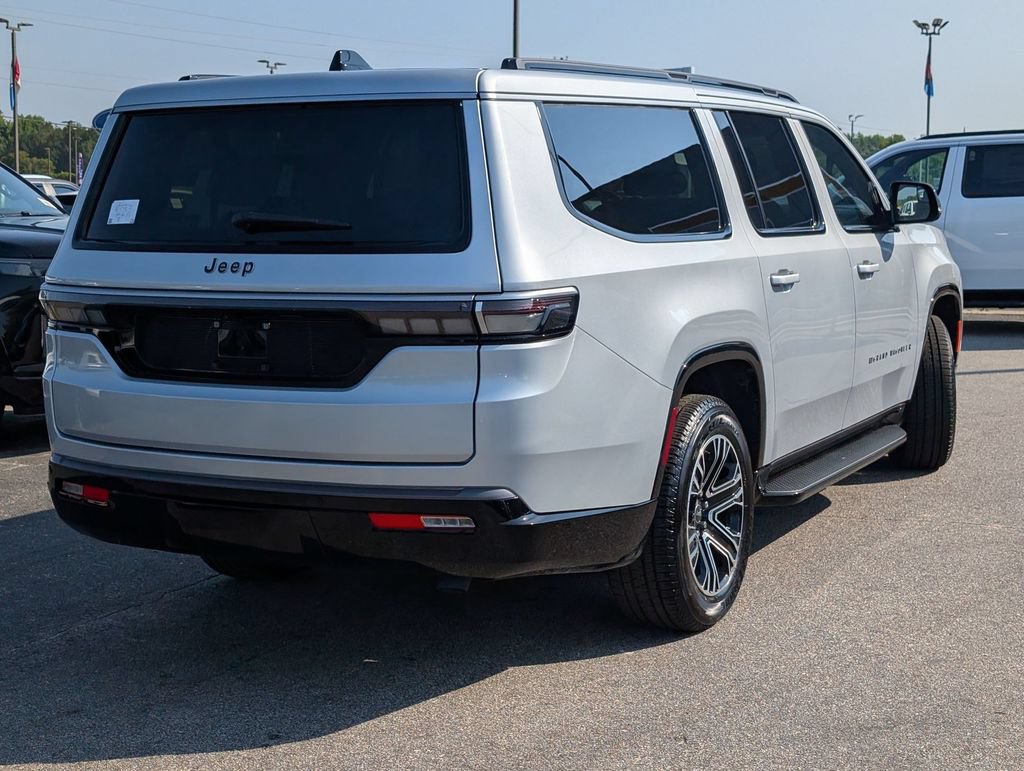 New 2026 Jeep Grand Wagoneer L 2WD image 7