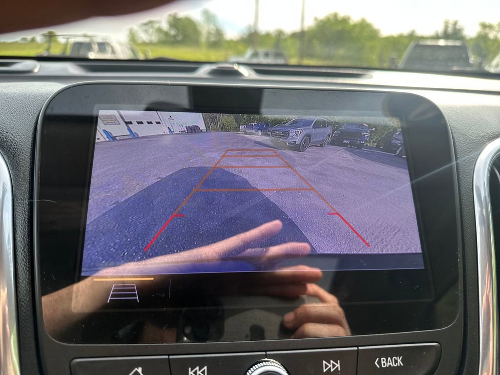 Used 2020 Chevrolet Equinox LT AWD/4WD image 19
