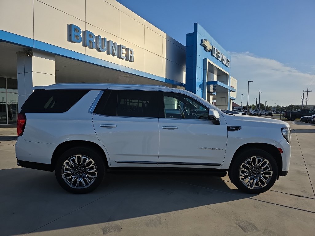 Certified 2023 GMC Yukon Denali Ultimate AWD/4WD image 22