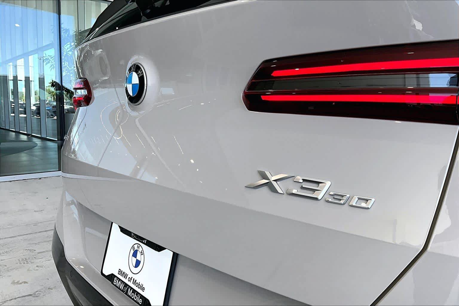 New 2026 BMW X3 xDrive30i w/ Premium Package AWD/4WD image 16