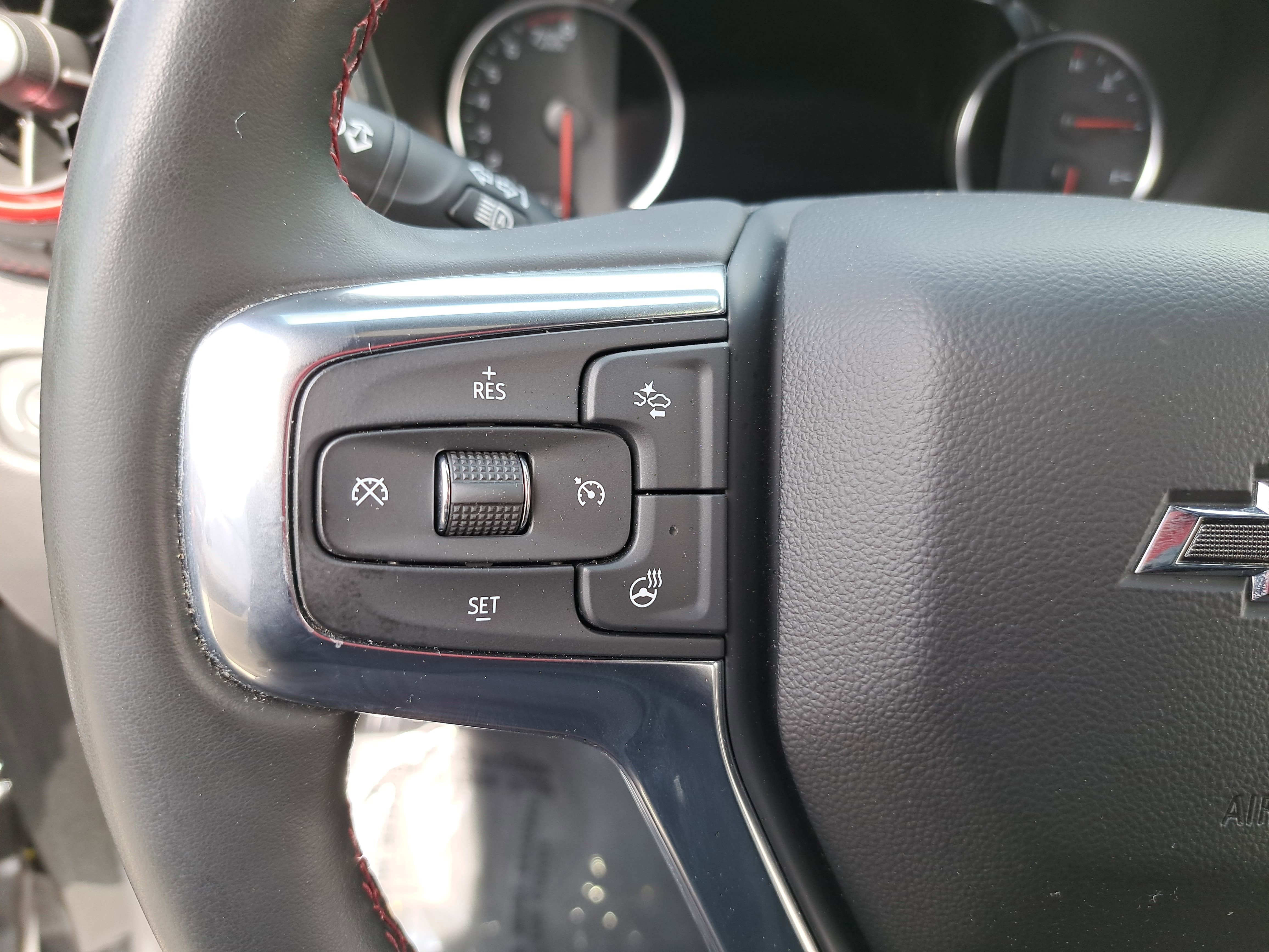 Used 2023 Chevrolet Blazer RS w/ Enhanced Convenience Package image 17