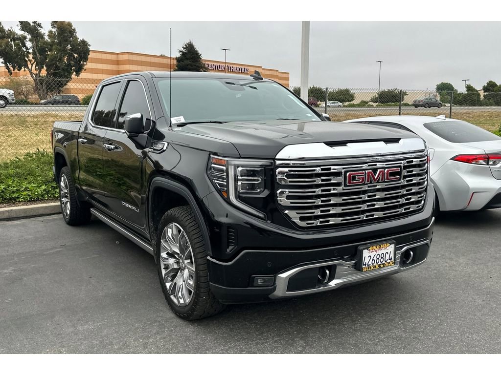 Used 2023 GMC Sierra 1500 Denali w/ Denali Reserve Package AWD/4WD image 2