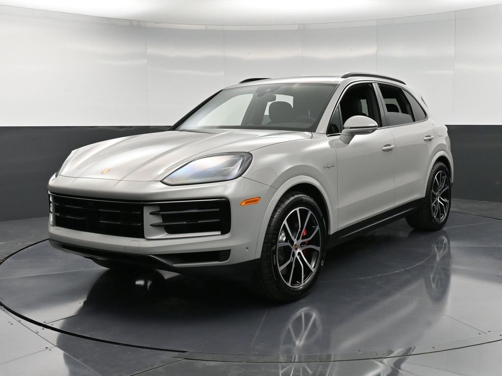 New 2026 Porsche Cayenne S image 1