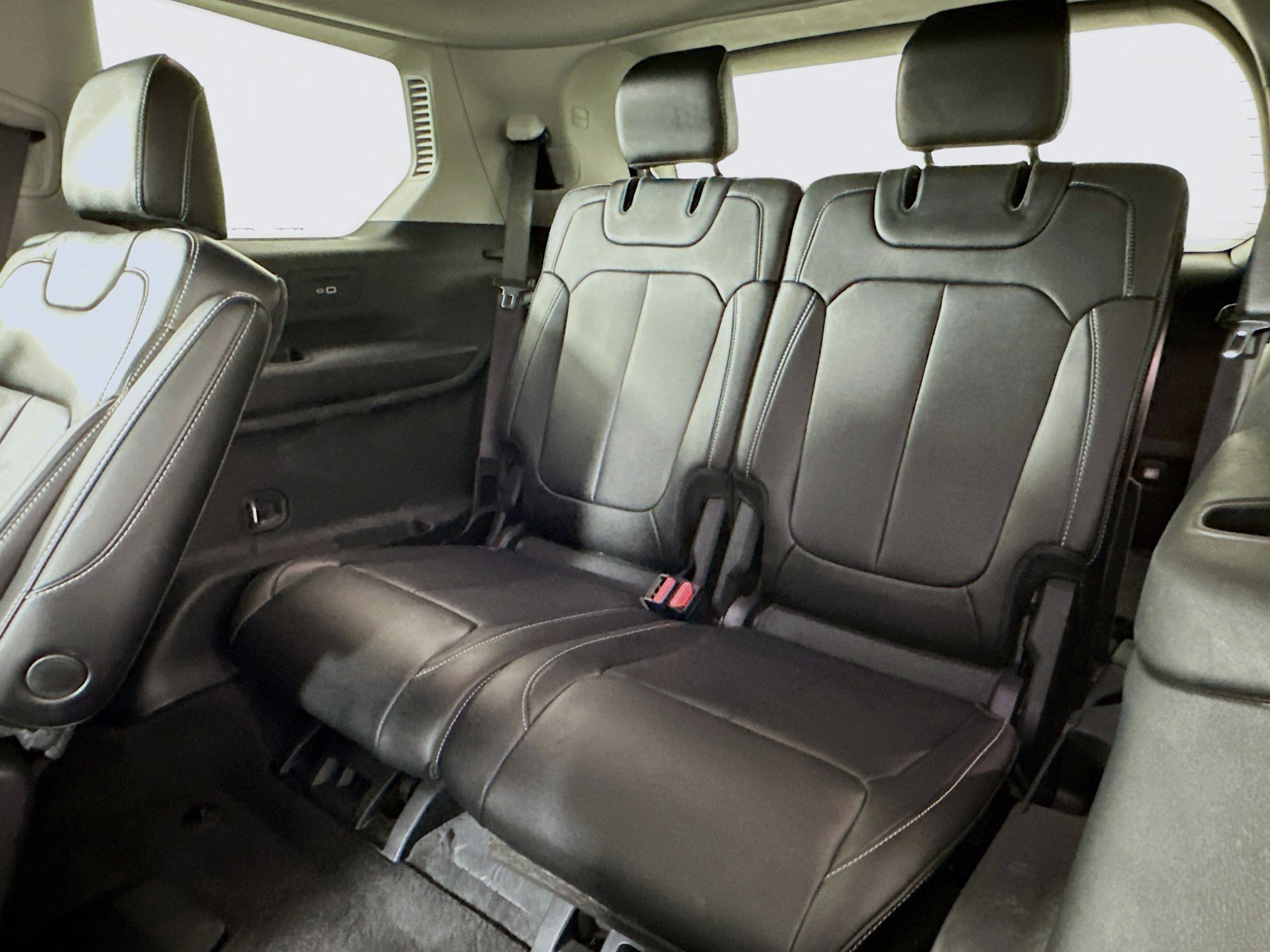 Used 2021 Jeep Grand Cherokee L Limited image 28